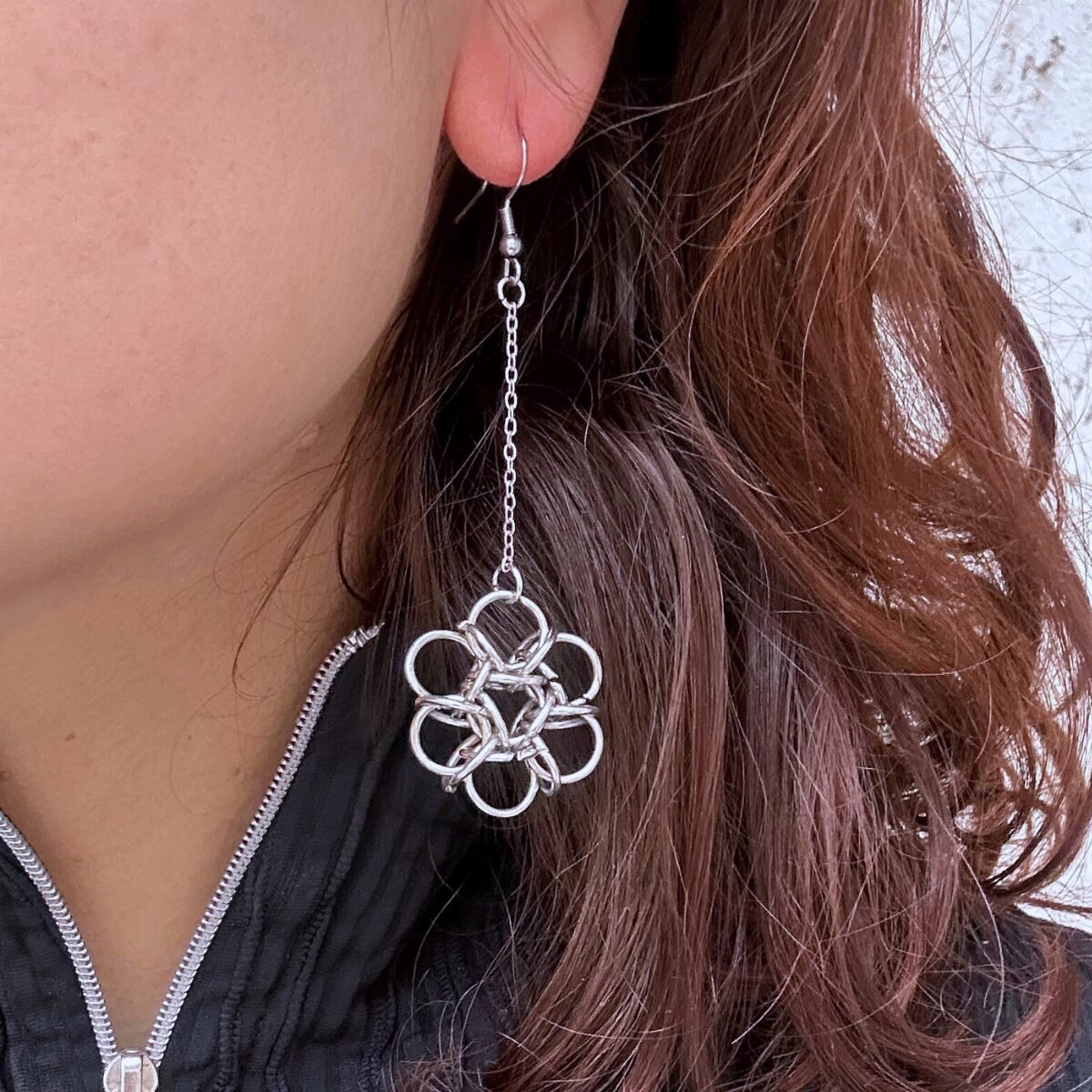 Frühling chainmaille earrings image 0