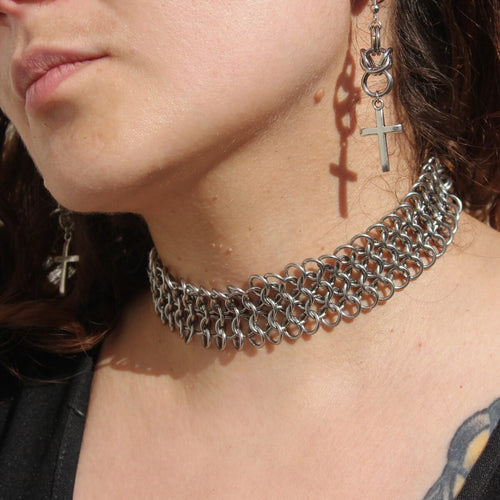 Bubble & Spark chainmaille choker image 0