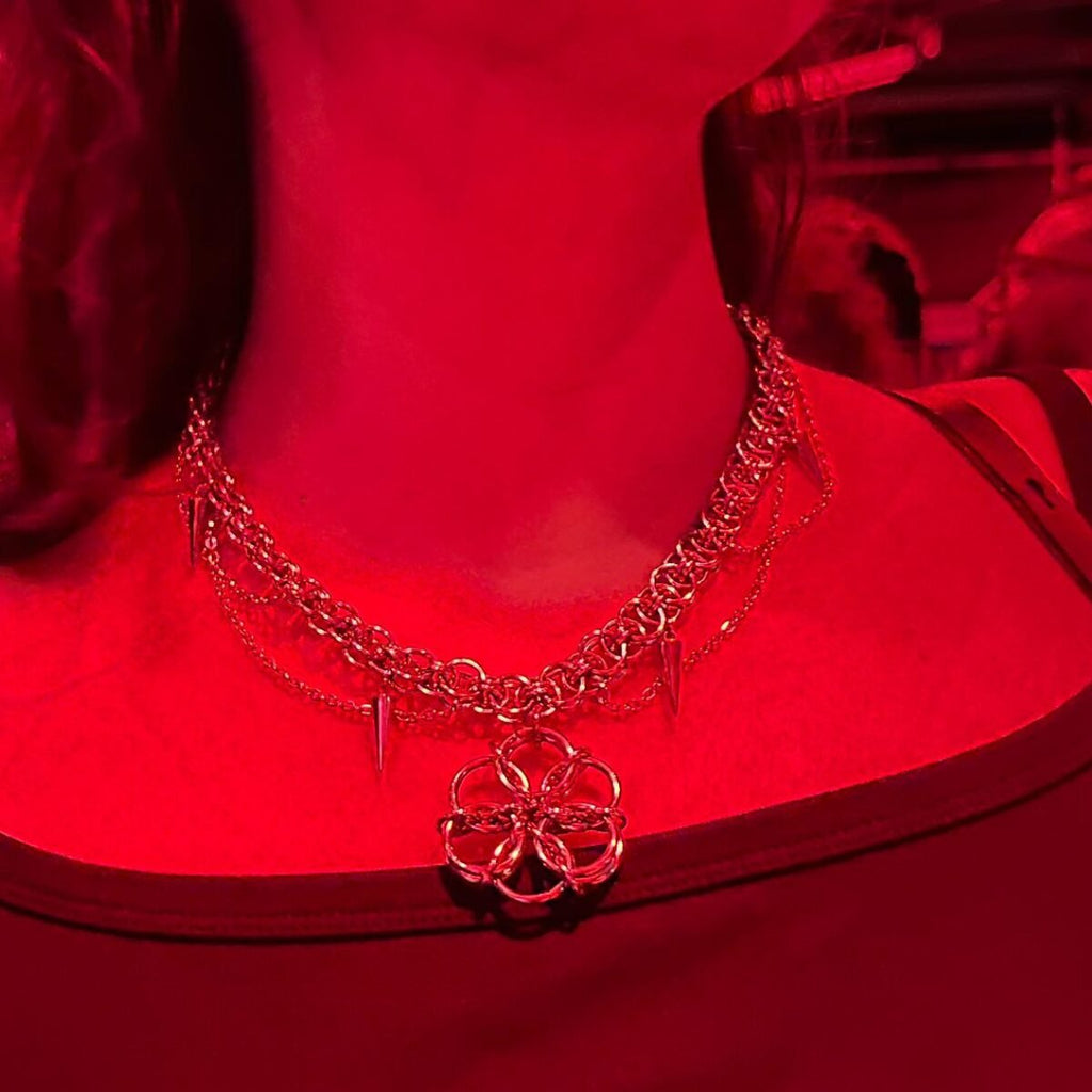 Saoirse chainmaille choker image 3