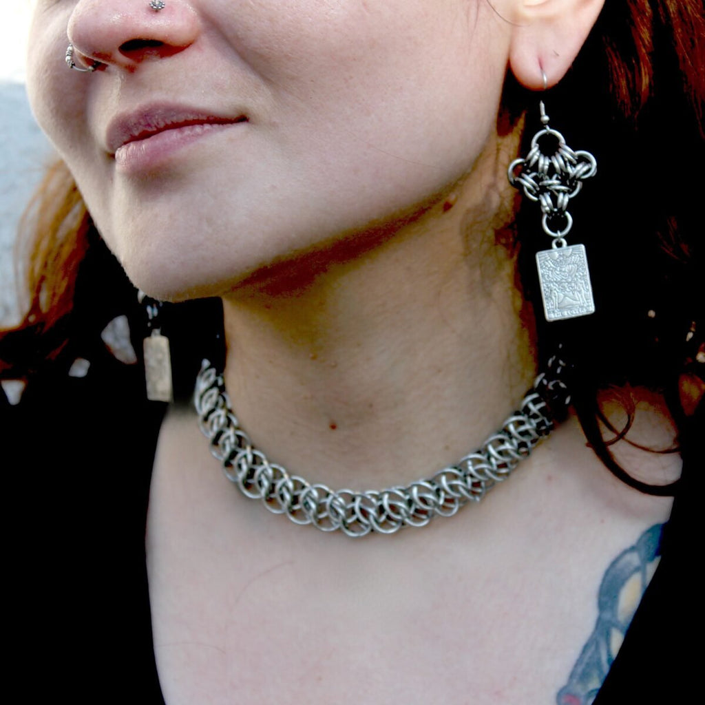 Siren chainmaille necklace image 0