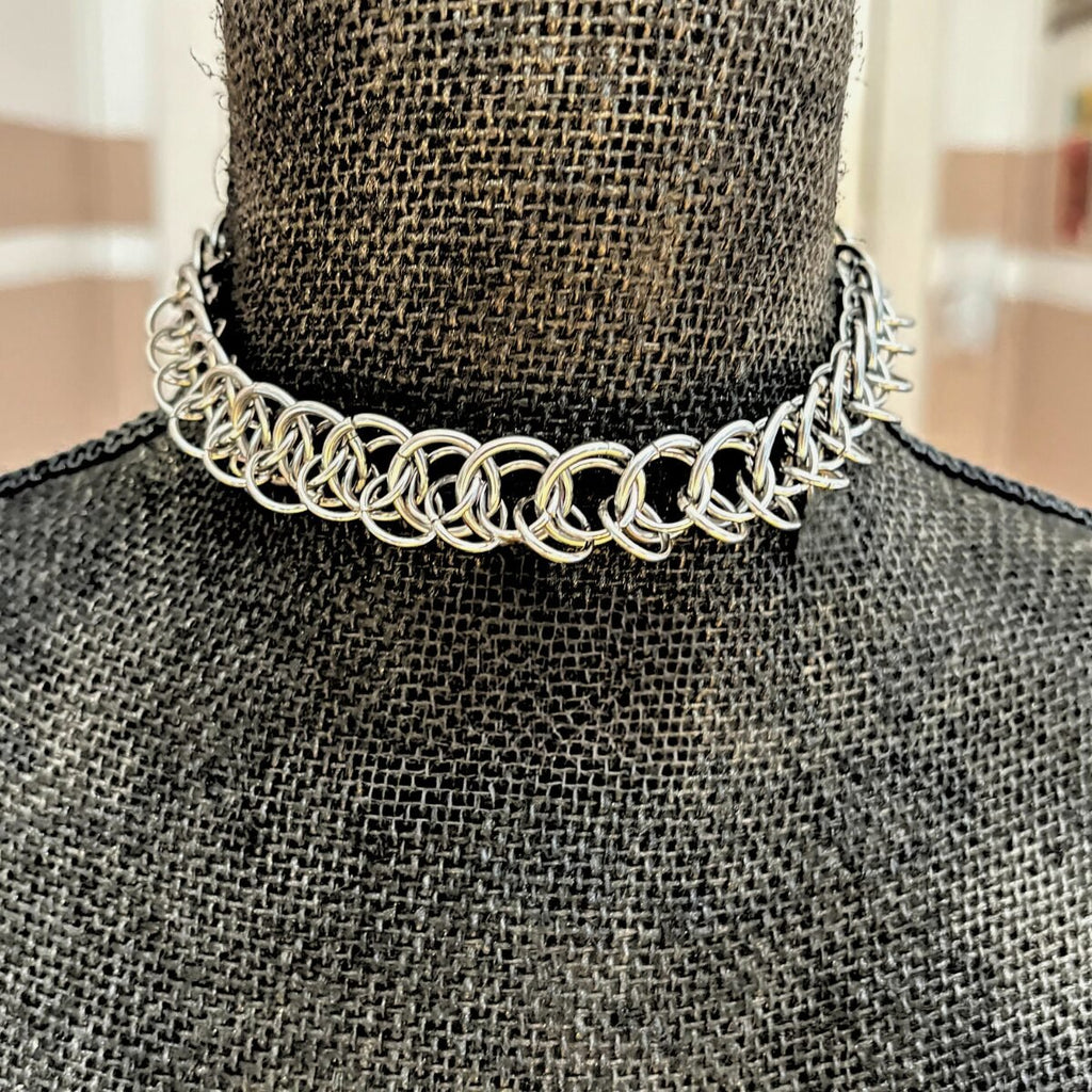 Resurrection chainmaille choker image 2