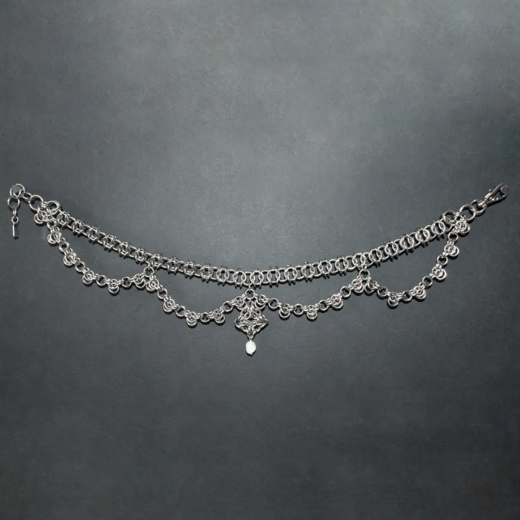 beatrix chainmaille necklace