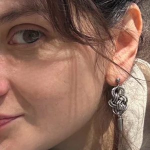 blue sunshine chainmaille earrings